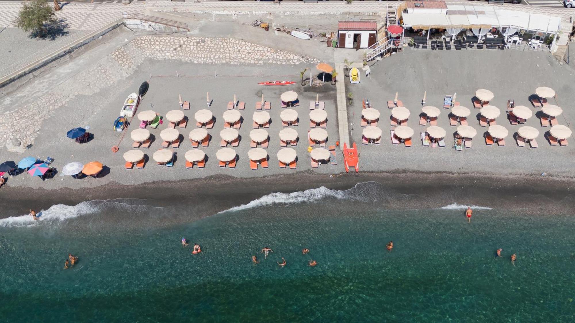 Hotel Donna Rosa Sant'Alessio Siculo Luaran gambar